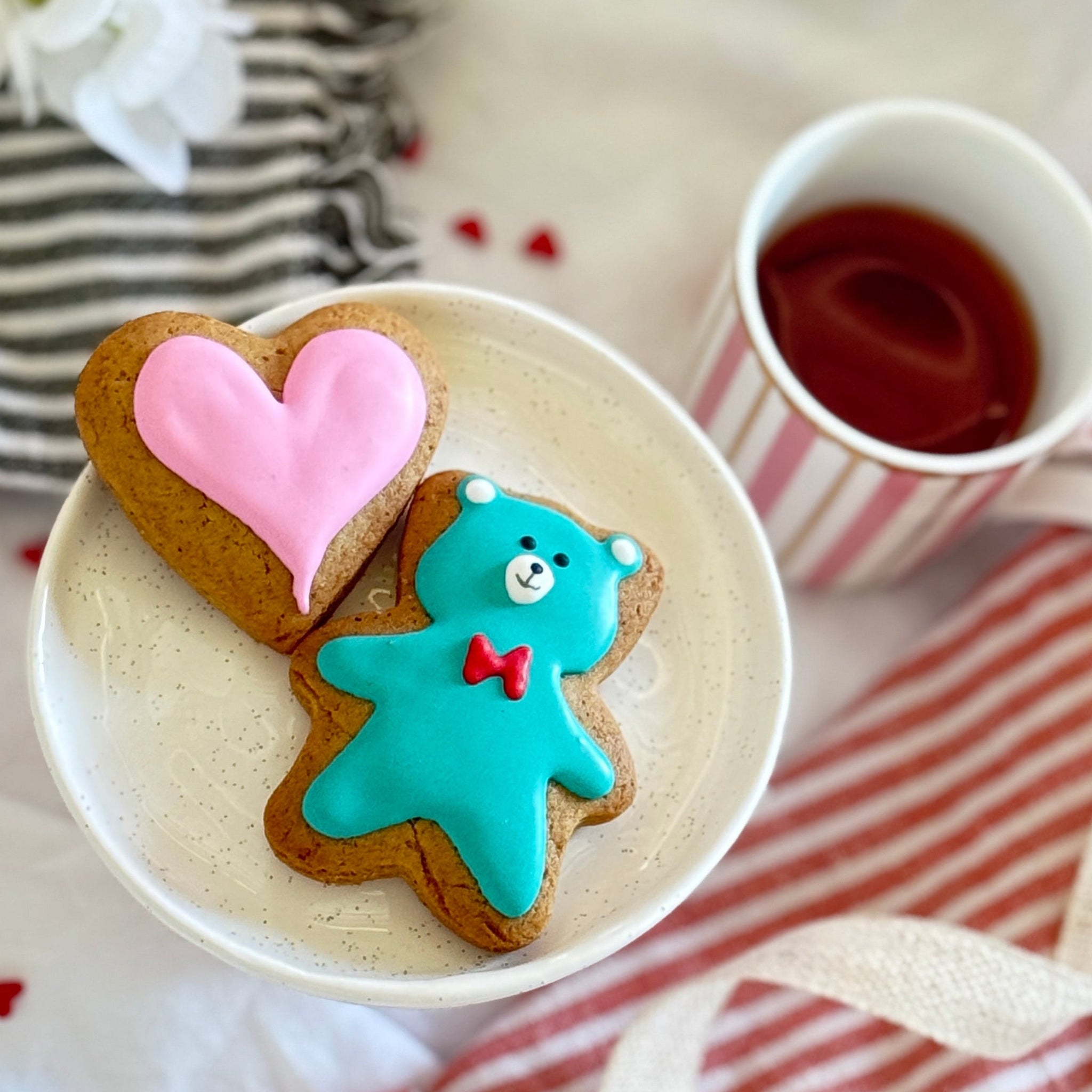 Valentine's Day Cookies – byAdri